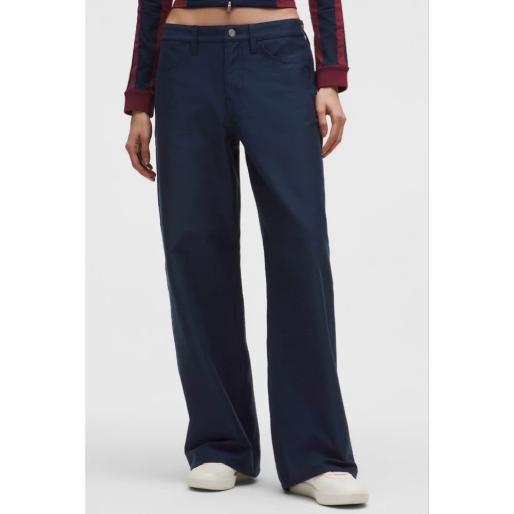 Women's Lululemon Navy EasyFive LR Classic Wide Leg Pants Size 32 - Picture 2 of 4